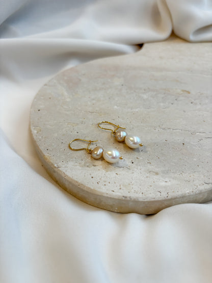 PÄRLA kaksi helmeä