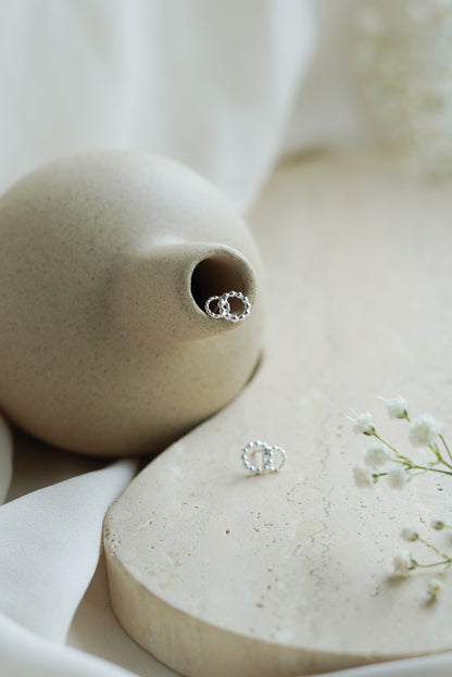 BUBBEL DUO minimalistiset rengaskorvakorut