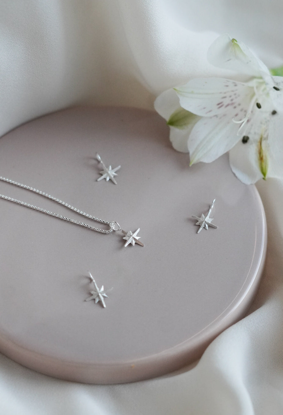 Koru kuolleen muistolle